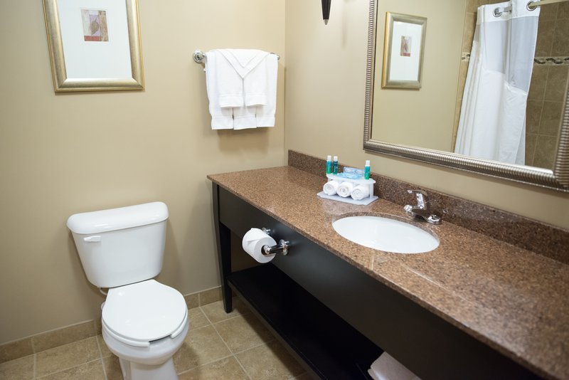 HOLIDAY INN EXP STES NORTHWOOD