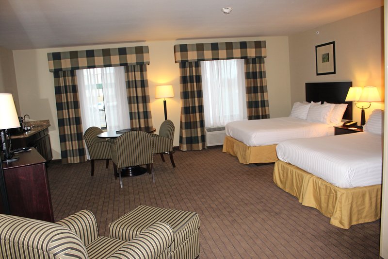 2 QUEEN BEDS EXECUTIVE NONSMOKING