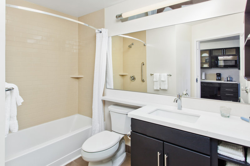 Candlewood Suites – Military Building 11193