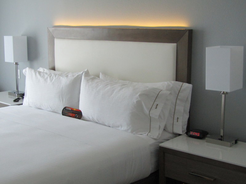 Holiday Inn Express and Suites San Diego NE – Hotel Circle