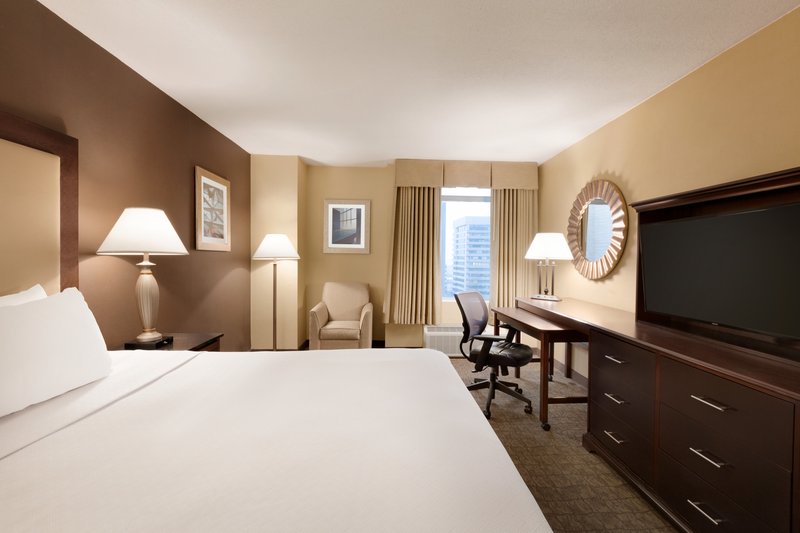 Crowne Plaza Hotel Reagan National Airport