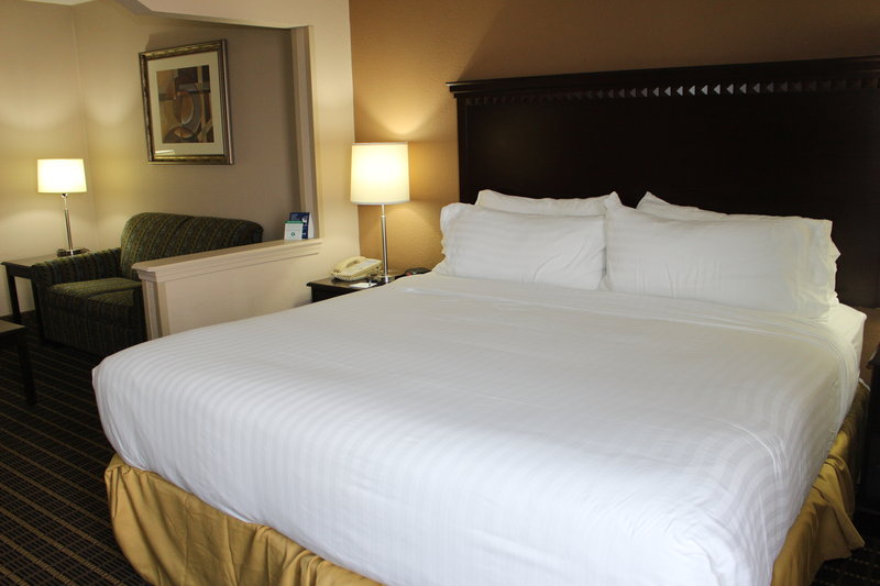 HOLIDAY INN EXP STES LIBERTY