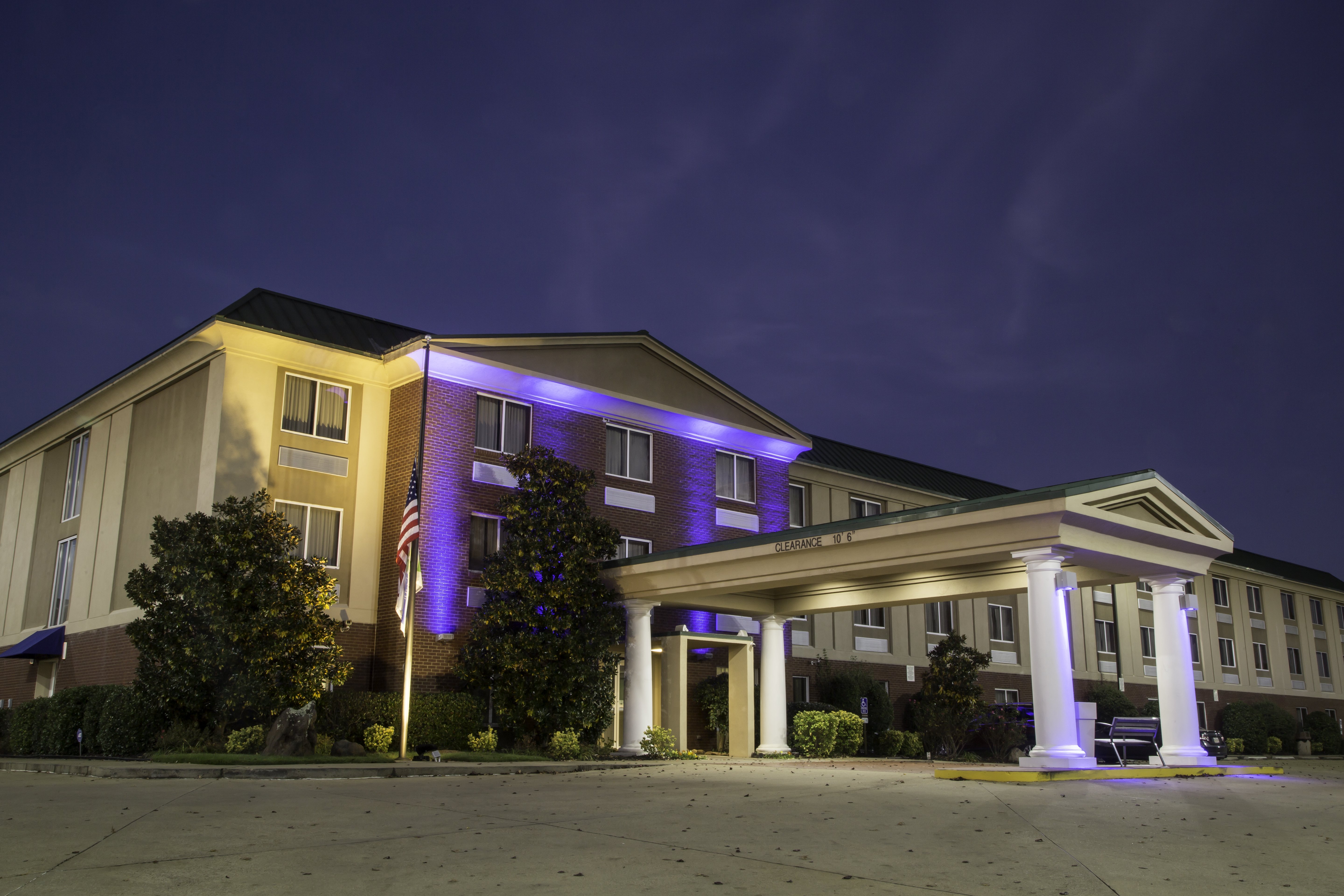 Holiday Inn Express & Suites Oxford
