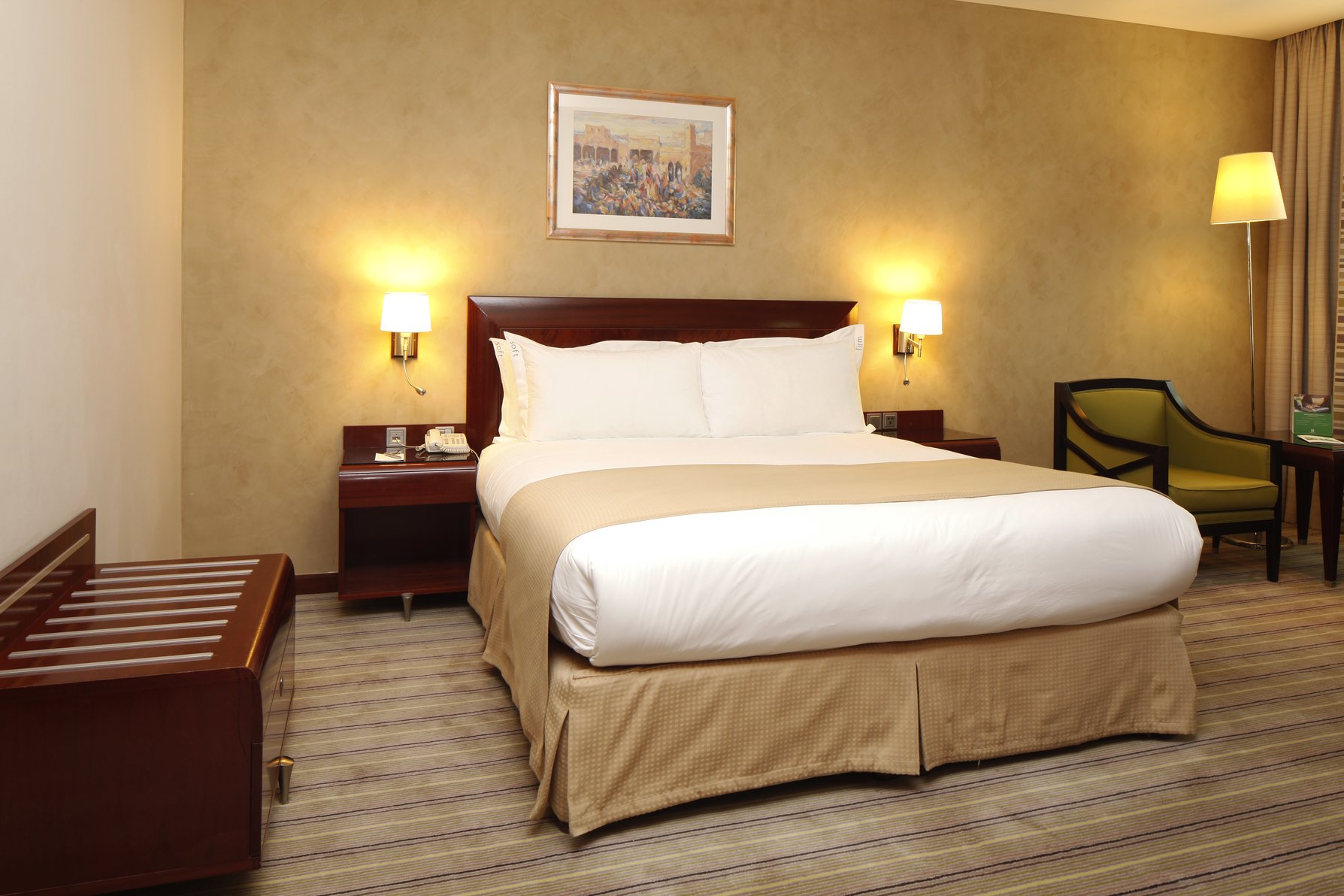 Holiday Inn Olaya Room Type - 1 King Standard Pool View