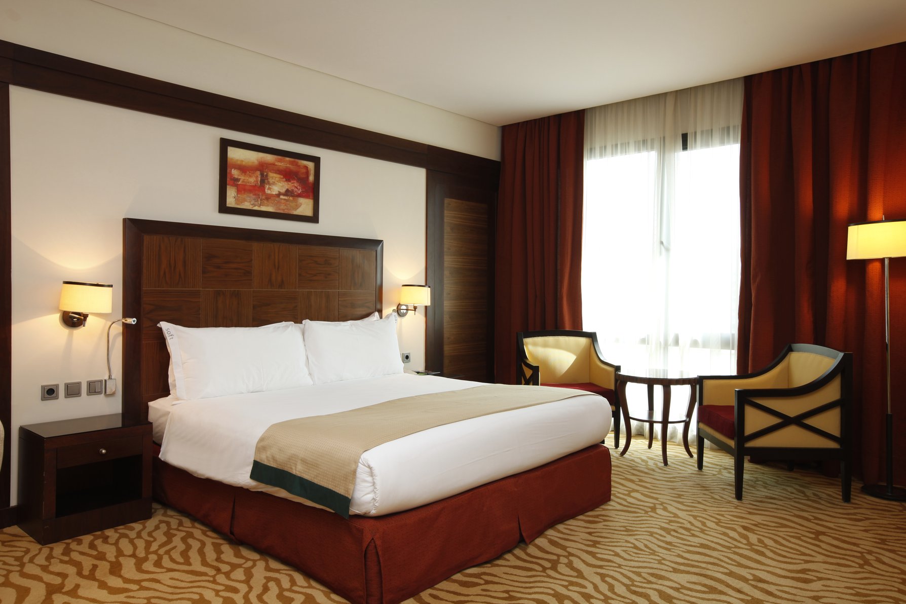 Holiday Inn Olaya Room Type - 1 King Premium City View