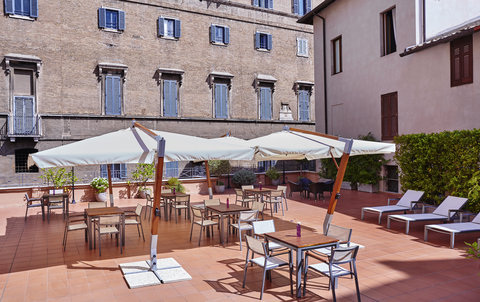Nuestra Terraza Mezzanine es el lugar ideal para tu evento