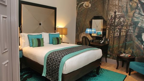 Superior Queen Room