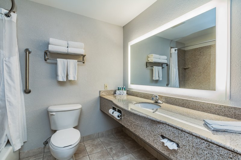HOLIDAY INN EXP STES SOUTHBEND