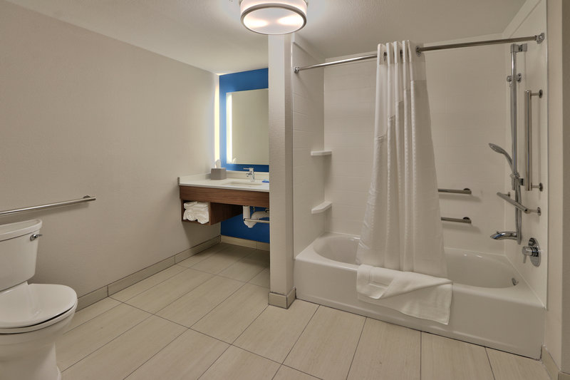 Holiday Inn Express and Suites Roswell