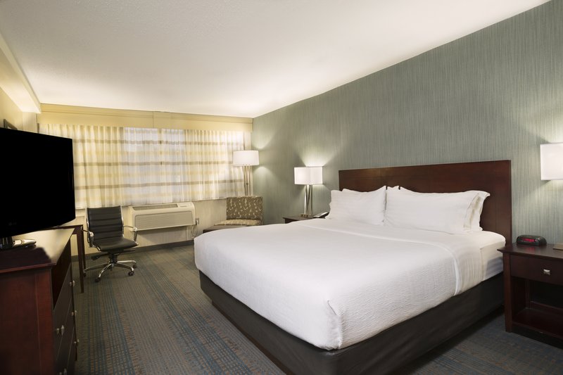 KING ROOM WITH KICHENETTE