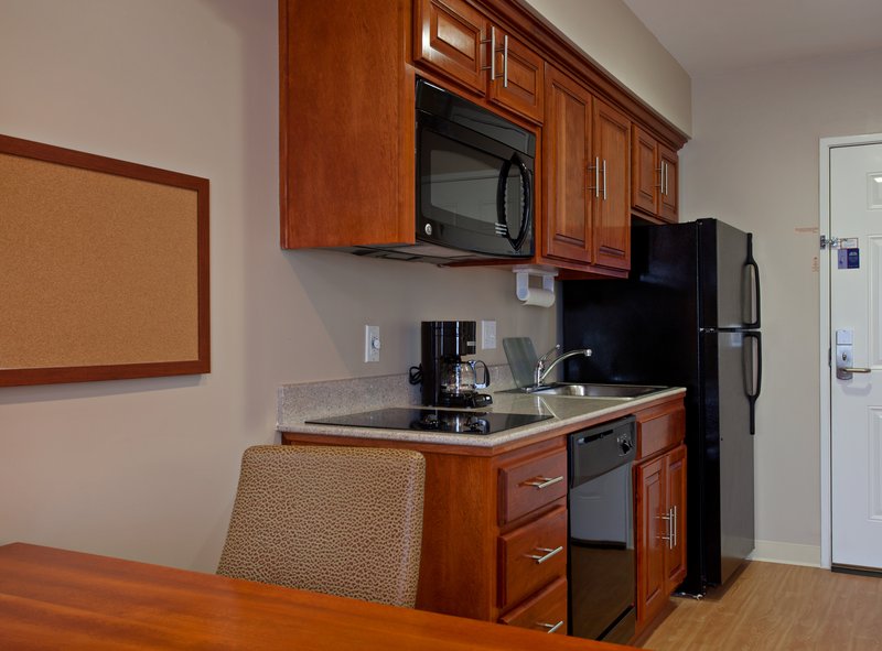 CANDLEWOOD SUITES HAWTHORNE E