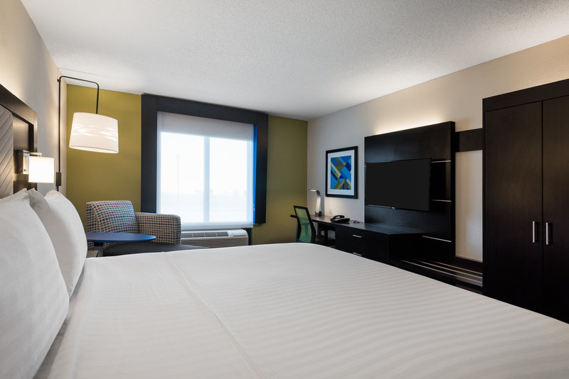 HOLIDAY INN EXP STES CIVIC CTR