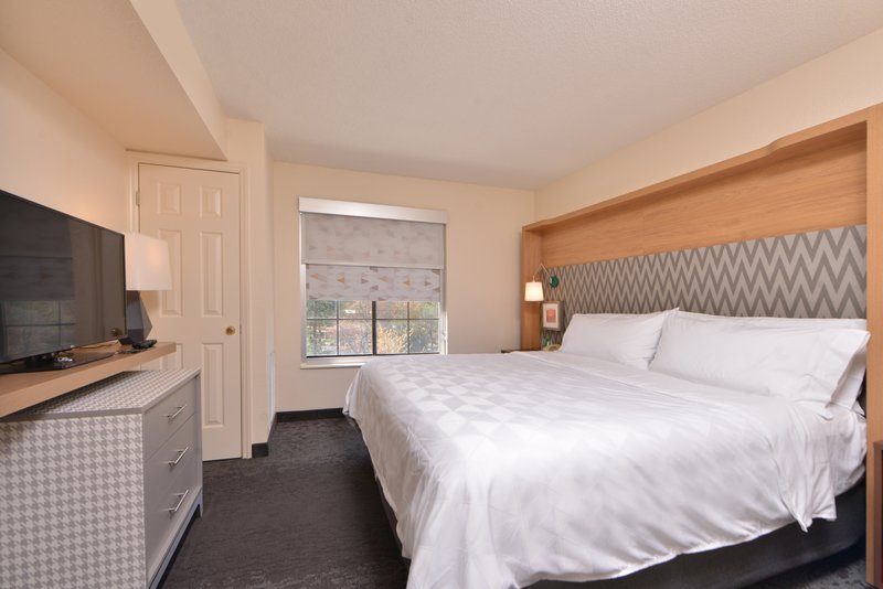 HOLIDAY INN HTL STES CARY
