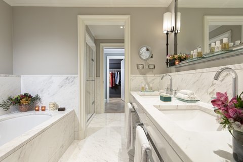 RFH Hotel Savoy - Duomo Presidential Suite