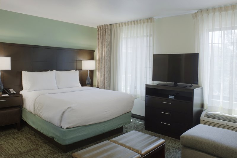 STAYBRIDGE STES FAYETTEVILLE
