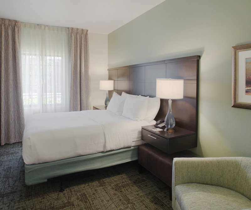 STAYBRIDGE STES FAYETTEVILLE