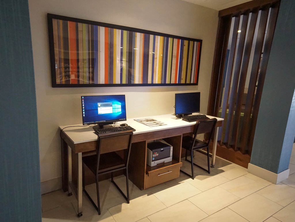 Holiday Inn Express & Suites SAVANNAH - MIDTOWN