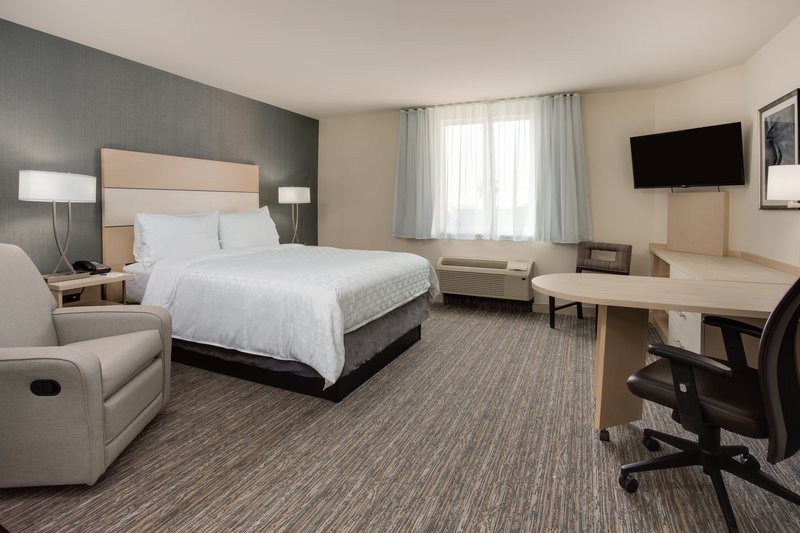 Candlewood Suites Miami Intl Airport – 36th St