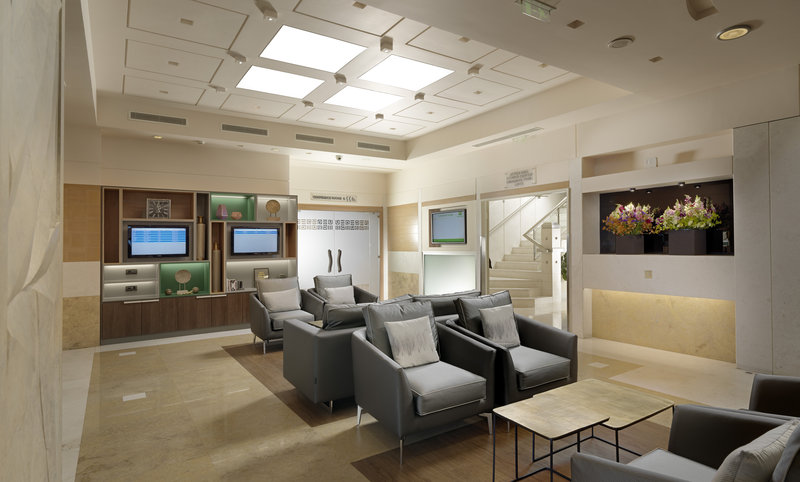 Holiday Inn Athens Attica Avenue