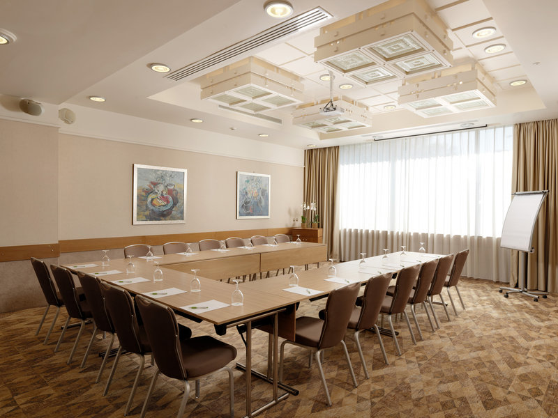 Holiday Inn Athens Attica Avenue