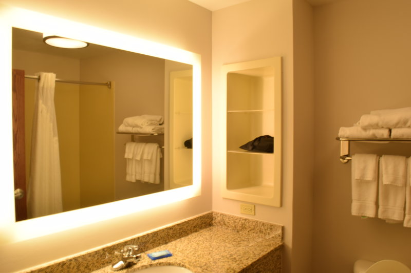 HOLIDAY INN EXP STES SPARTA