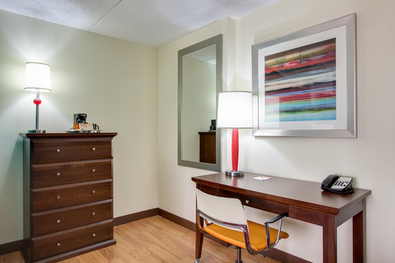 HOTEL INDIGO VERNON HILLS