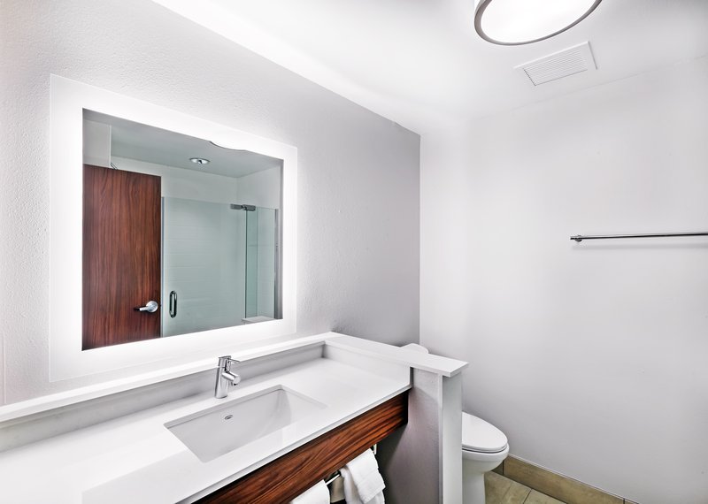 Holiday Inn Express and Suites Chanute