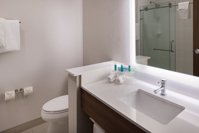 Holiday Inn Express and Suites Fort Worth West