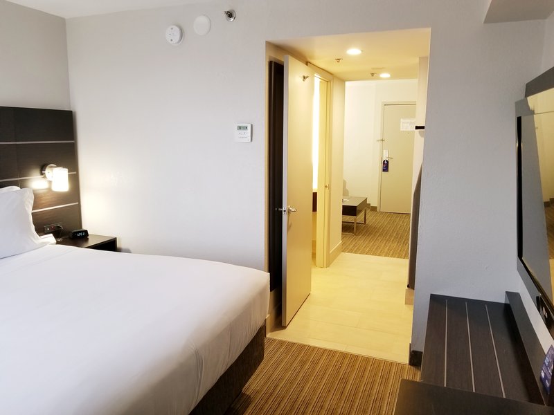 Holiday Inn Express Hotel & Suites Miami-Hialeah