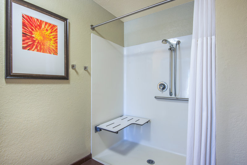 STAYBRIDGE SUITES WEST