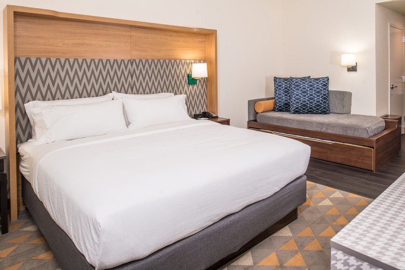 Holiday Inn Joplin