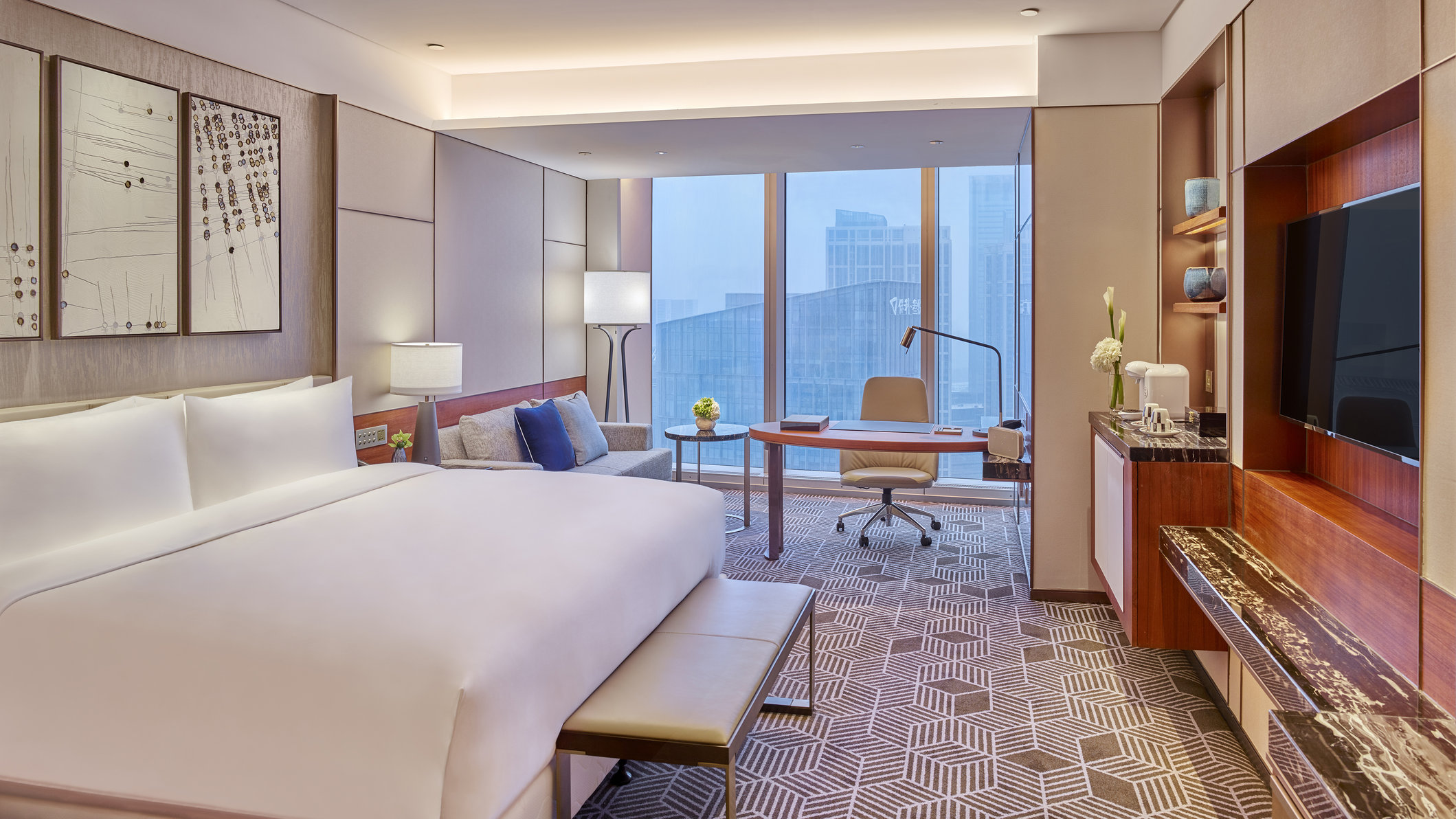 InterContinental Guangzhou Exhibition Center Room Type - 1 King Classic InterContinental City View Club