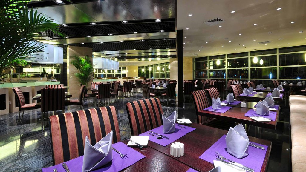 Family Dining