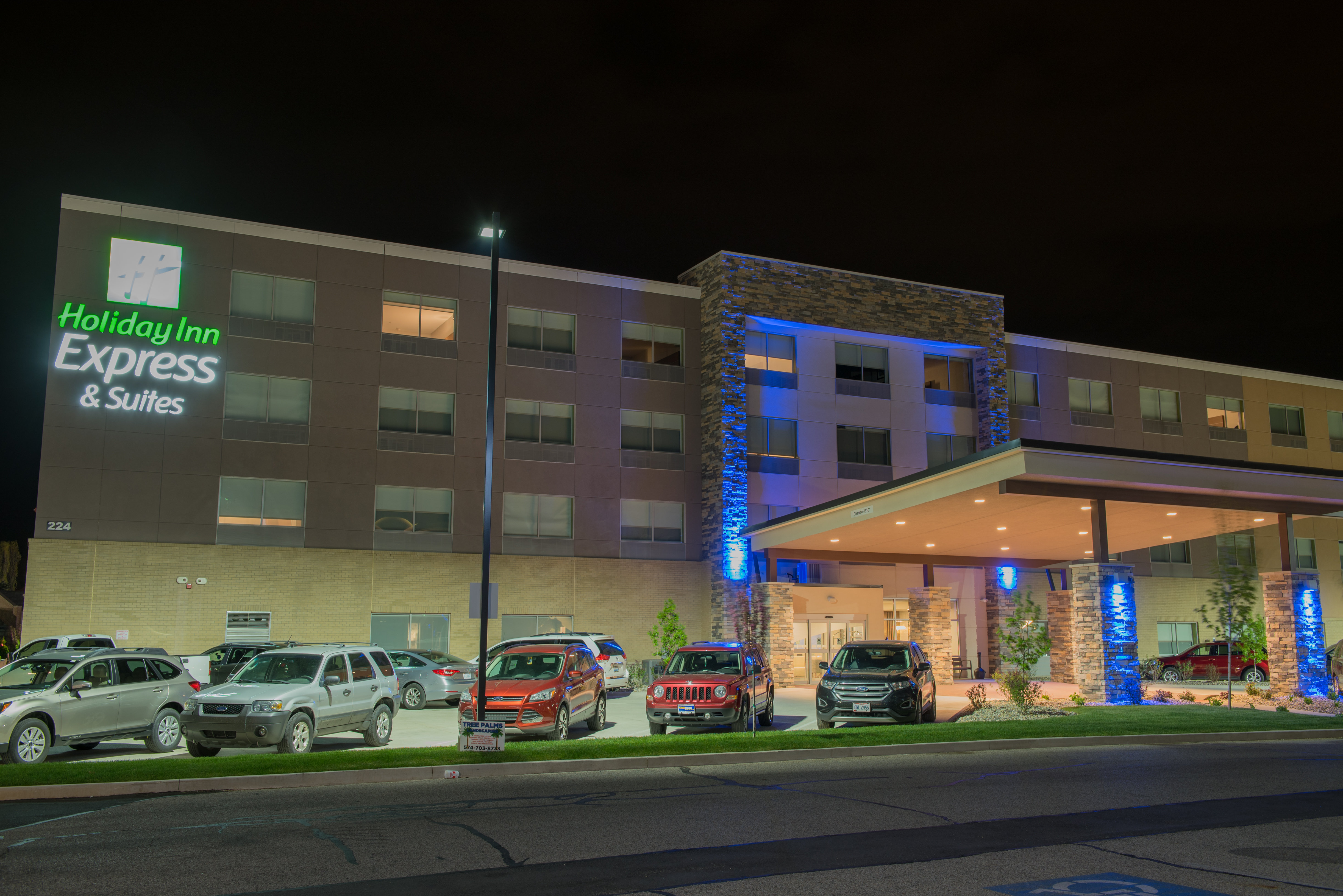 Holiday Inn Express & Suites Mishawaka