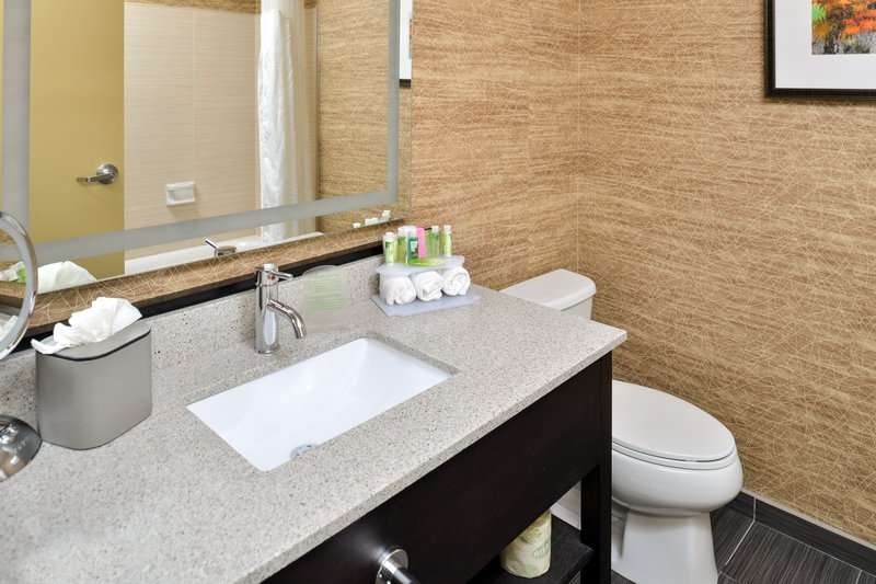 Holiday Inn Express and Suites Peekskill-Lower Hudson Valley