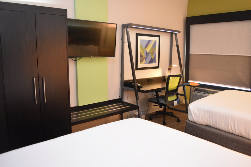 HOLIDAY INN EXP VENICE I-75