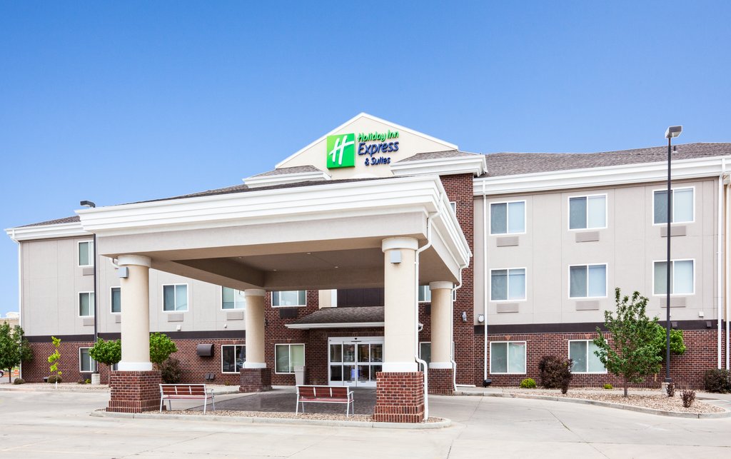 Entrance for Holiday Inn Express & Suites - Dickinson North Dakota
