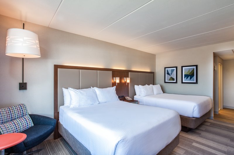 Holiday Inn Express Hauppauge – Long Island