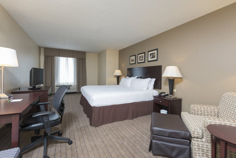 HOLIDAY INN AURORA