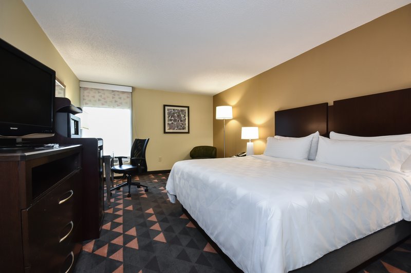 HOLIDAY INN LUMBERTON