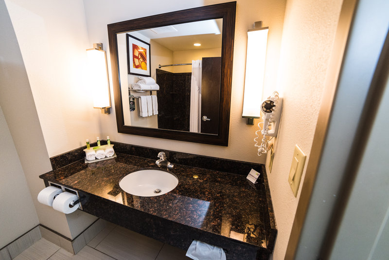 Holiday Inn Express and Suites Rockingham