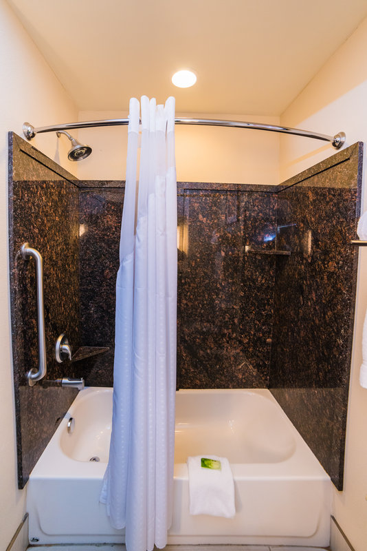 Holiday Inn Express and Suites Rockingham