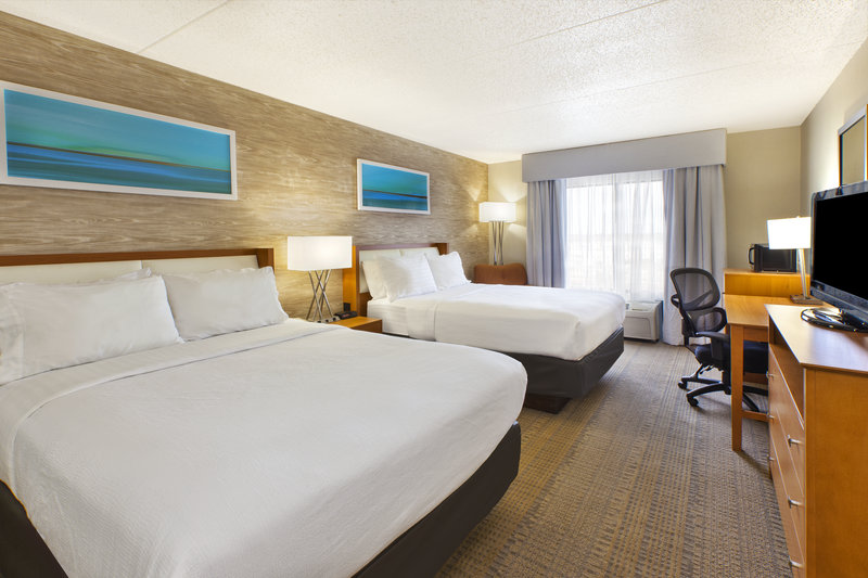 2 QUEEN BEDS NONSMOKING