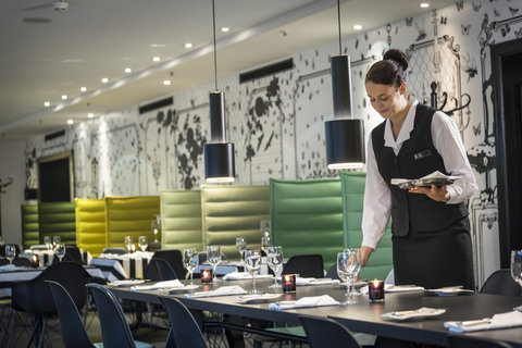 Genießen Sie saisonale und lokale Speisen im Restaurant Parlor