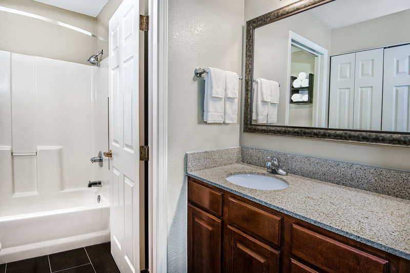 STAYBRIDGE SUITES ROUND ROCK