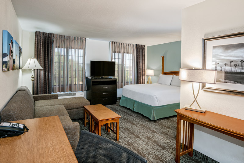 STAYBRIDGE SUITES ROUND ROCK