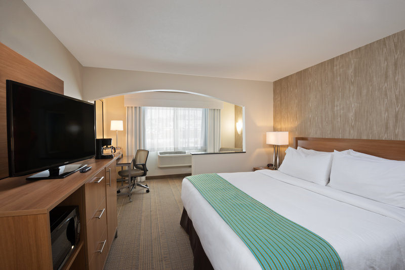 HOLIDAY INN EXPRESS FRASER, CO