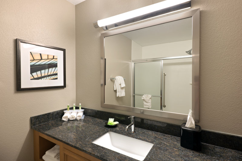 HOLIDAY INN EXPRESS FRASER, CO
