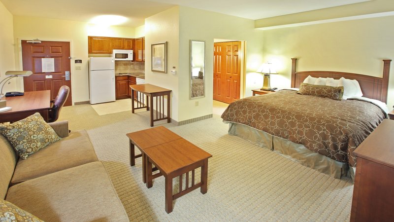 STAYBRIDGE SUITES HOT SPRINGS