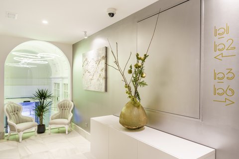 Comfort public sitting area